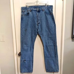Men's Levis 501 Distressed Medium Wash Jeans Denim. Size 36 Waist 34 Inseam.